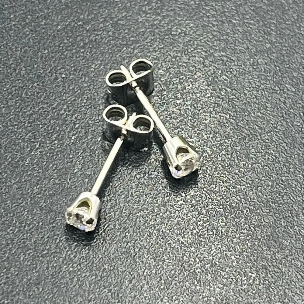 Vintage Studex 585 14k White Gold Clear Cubic‎ Zirconia 3mm Stud Earrings